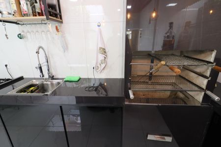 Casa à venda com 125m², 3 quartos e 2 vagasChurrasqueira