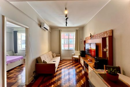 Apartamento à venda com 56m², 1 quarto e sem vaga