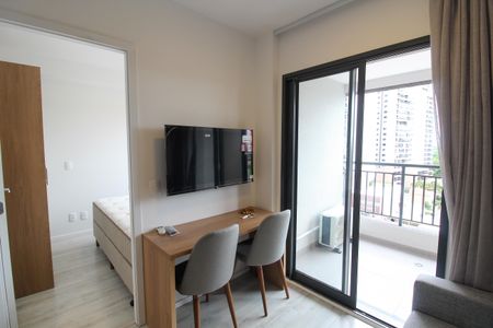 Sala/Cozinha de apartamento para alugar com 1 quarto, 28m² em Butantã, São Paulo