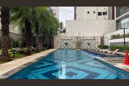 Studio para alugar com 28m², 1 quarto e sem vaga Studio para alugar com 28m², 1 quarto e sem vagaPiscina