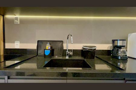 Studio para alugar com 28m², 1 quarto e sem vaga Studio para alugar com 28m², 1 quarto e sem vagaCozinha