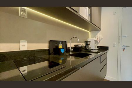 Studio para alugar com 28m², 1 quarto e sem vaga Studio para alugar com 28m², 1 quarto e sem vagaCozinha