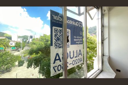 Apartamento à venda com 100m², 3 quartos e 1 vagaPlaquinha