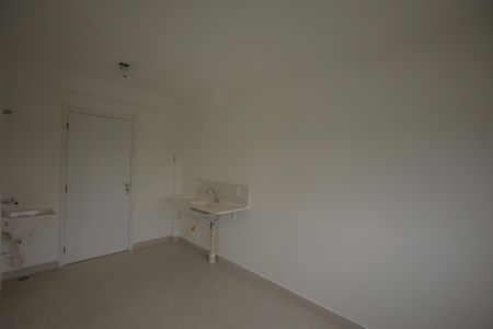 Sala de apartamento para alugar com 2 quartos, 33m² em Socorro, São Paulo