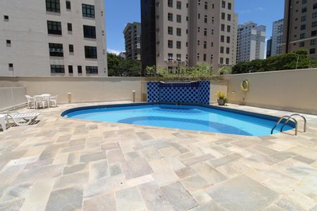 Apartamento para alugar com 102m², 3 quartos e 2 vagasÁrea comum - Piscina