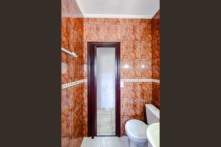 Casa para alugar com 100m², 2 quartos e 2 vagasBanheiro