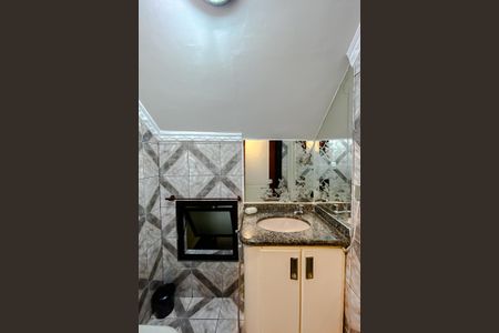 Casa para alugar com 100m², 2 quartos e 2 vagasLavabo