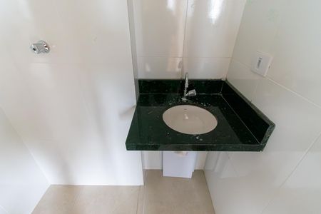 Apartamento para alugar com 34m², 2 quartos e sem vagaBanheiro