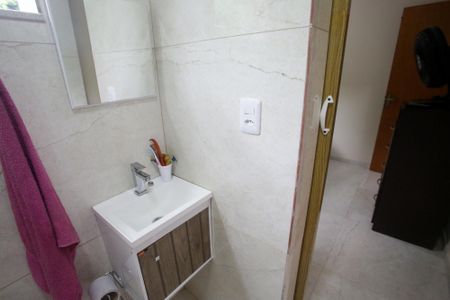 Casa para alugar com 76m², 3 quartos e 1 vagaBanheiro do  Quarto Suíte 2