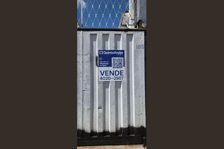 Casa à venda com 200m², 2 quartos e 8 vagasPlaquinha instalada