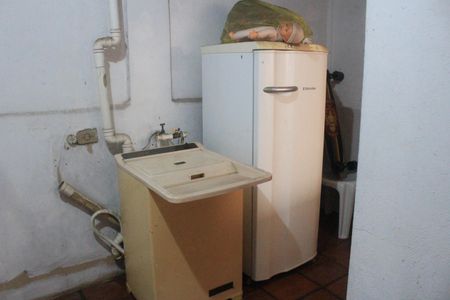 Casa à venda com 300m², 5 quartos e 1 vagaÁrea de Serviço 3