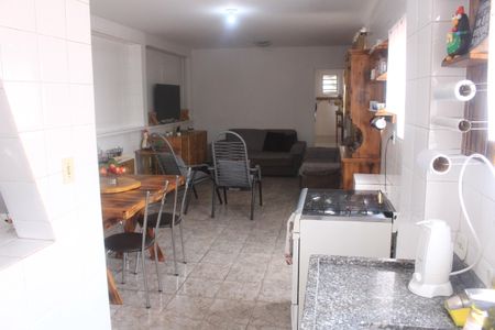 Casa à venda com 300m², 5 quartos e 1 vagaCozinha