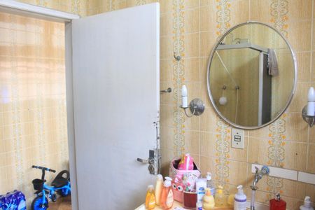 Casa à venda com 300m², 5 quartos e 1 vagaBanheiro 2