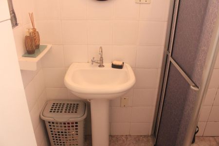 Casa à venda com 300m², 5 quartos e 1 vagaBanheiro 1