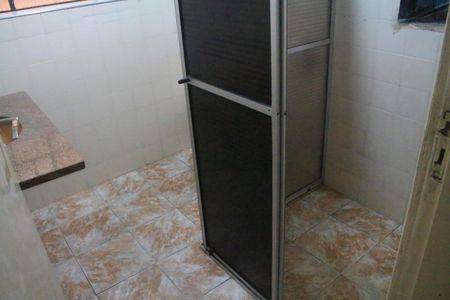 Casa à venda com 300m², 5 quartos e 1 vagaBanheiro 3