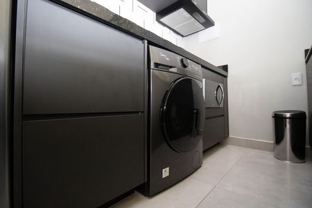 Studio para alugar com 30m², 1 quarto e 1 vaga Studio para alugar com 30m², 1 quarto e 1 vagaCozinha e Área de Serviço