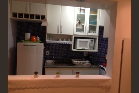 Apartamento à venda com 55m², 2 quartos e sem vaga Apartamento à venda com 55m², 2 quartos e sem vagaCozinha