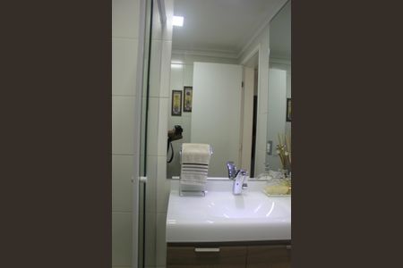 Apartamento à venda com 71m², 3 quartos e 2 vagasBanheiro social 