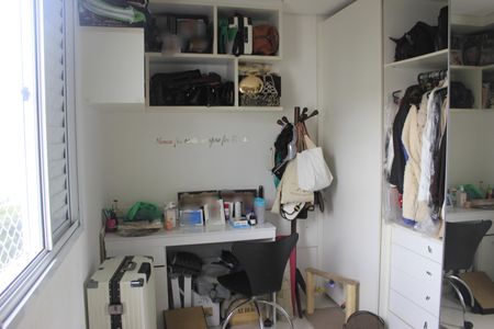 Apartamento à venda com 71m², 3 quartos e 2 vagasQuarto 2