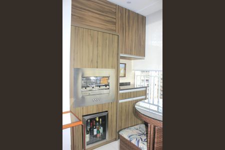 Apartamento à venda com 71m², 3 quartos e 2 vagasVaranda 