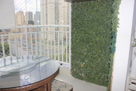 Apartamento à venda com 71m², 3 quartos e 2 vagasVaranda 