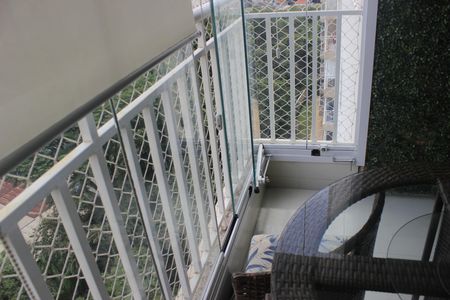 Apartamento à venda com 71m², 3 quartos e 2 vagasVaranda 