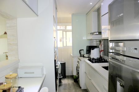 Apartamento à venda com 71m², 3 quartos e 2 vagasCozinha 