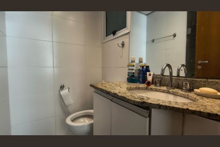 Apartamento para alugar com 76m², 2 quartos e 1 vagaBanheiro da Suíte 