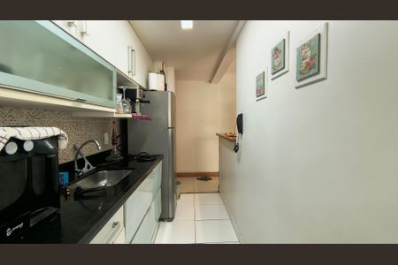 Apartamento para alugar com 76m², 2 quartos e 1 vagaCozinha 