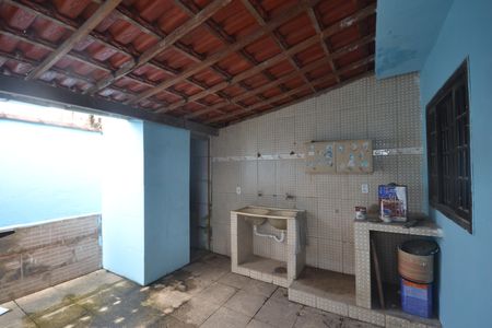 Casa para alugar com 136m², 2 quartos e 1 vagaÁrea de Serviço