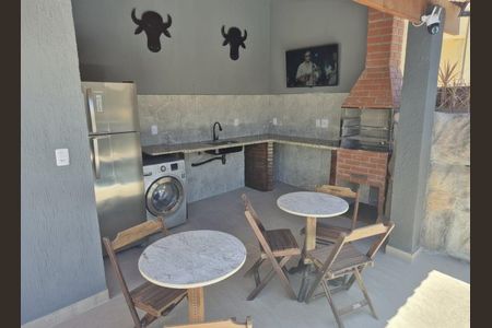 Casa de condomínio para alugar com 300m², 2 quartos e 3 vagas