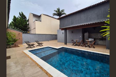 Casa de condomínio para alugar com 300m², 2 quartos e 3 vagas Casa de condomínio para alugar com 300m², 2 quartos e 3 vagasÁrea externa