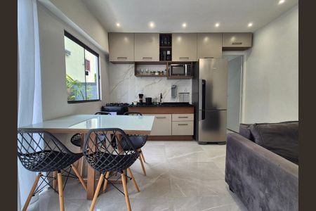 Casa de condomínio para alugar com 300m², 2 quartos e 3 vagas Casa de condomínio para alugar com 300m², 2 quartos e 3 vagasCozinha