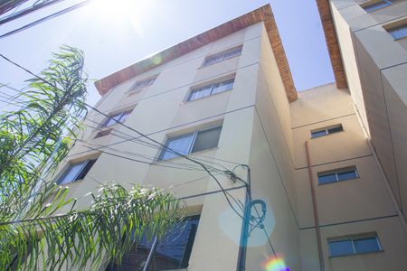 Apartamento para alugar com 47m², 2 quartos e 1 vagaFachada