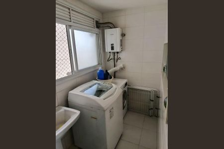 Apartamento à venda com 94m², 2 quartos e 2 vagasÁrea de serviço