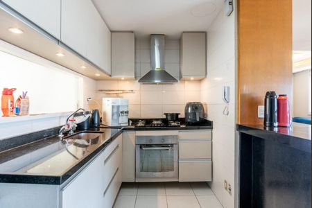 Apartamento à venda com 94m², 2 quartos e 2 vagasCozinha