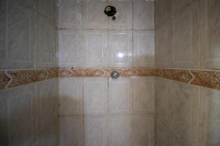 Apartamento para alugar com 80m², 3 quartos e sem vaga Apartamento para alugar com 80m², 3 quartos e sem vagaBanheiro da Suíte