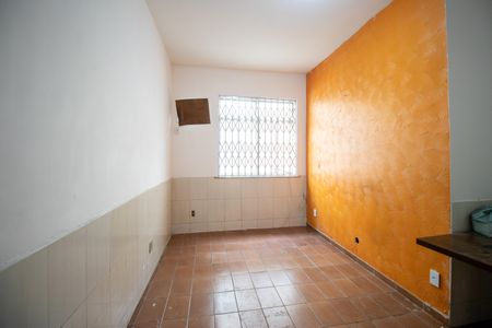 Sala de apartamento à venda com 3 quartos, 80m² em Olaria, Rio de Janeiro