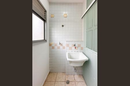 Apartamento para alugar com 75m², 3 quartos e 1 vagaÁrea de Serviço