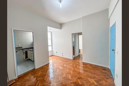 Apartamento à venda com 1 quarto, 32m² em Catete, Rio de Janeiro