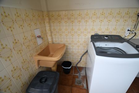 Casa à venda com 181m², 3 quartos e 1 vagaÁrea de Serviço