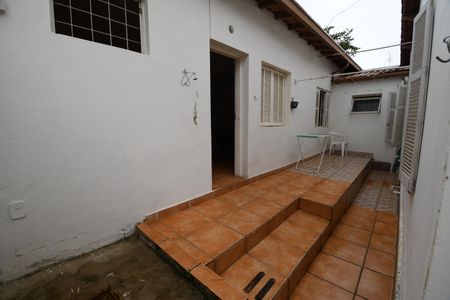 Casa à venda com 181m², 3 quartos e 1 vagaÁrea de Serviço
