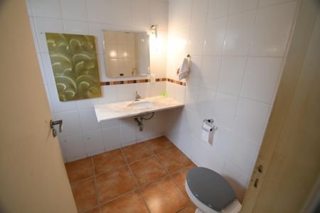 Casa à venda com 181m², 3 quartos e 1 vagaBanheiro de serviço