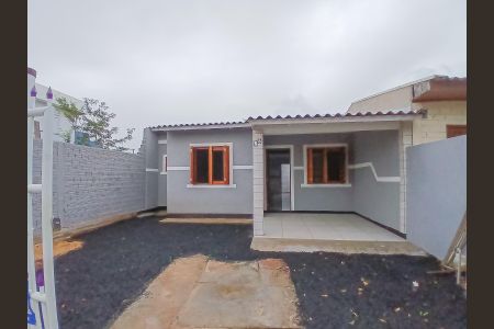 Fachada de casa à venda com 3 quartos, 179m² em Mato Grande, Canoas