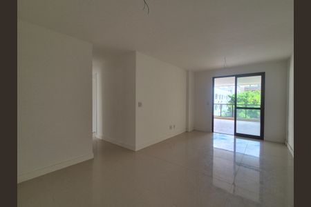 Sala  de apartamento à venda com 3 quartos, 112m² em Recreio dos Bandeirantes, Rio de Janeiro