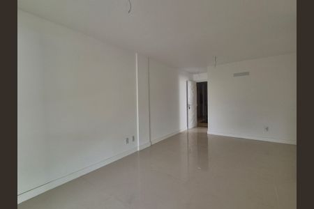 Sala  de apartamento à venda com 3 quartos, 112m² em Recreio dos Bandeirantes, Rio de Janeiro