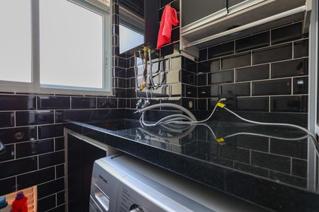 Apartamento à venda com 48m², 2 quartos e 1 vaga Apartamento à venda com 48m², 2 quartos e 1 vagaÁrea de Serviço