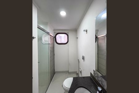 Apartamento à venda com 220m², 5 quartos e 3 vagas Apartamento à venda com 220m², 5 quartos e 3 vagasBanheiro