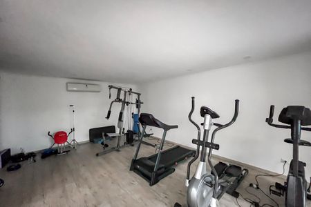 Apartamento à venda com 220m², 5 quartos e 3 vagas Apartamento à venda com 220m², 5 quartos e 3 vagasAcademia