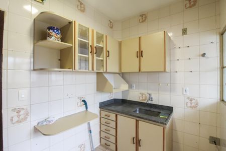 Apartamento para alugar com 70m², 2 quartos e 2 vagasCozinha